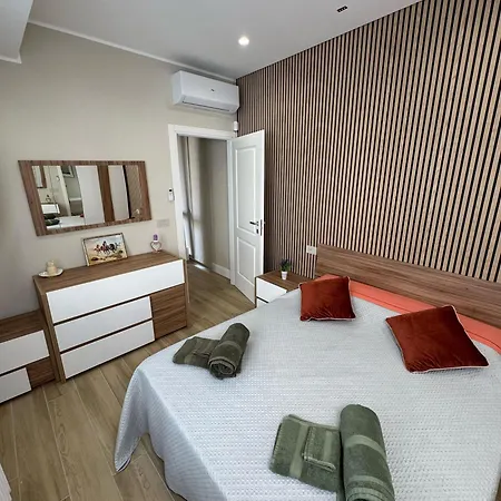 Casa Alfieri 4 Апартаменты Асти
